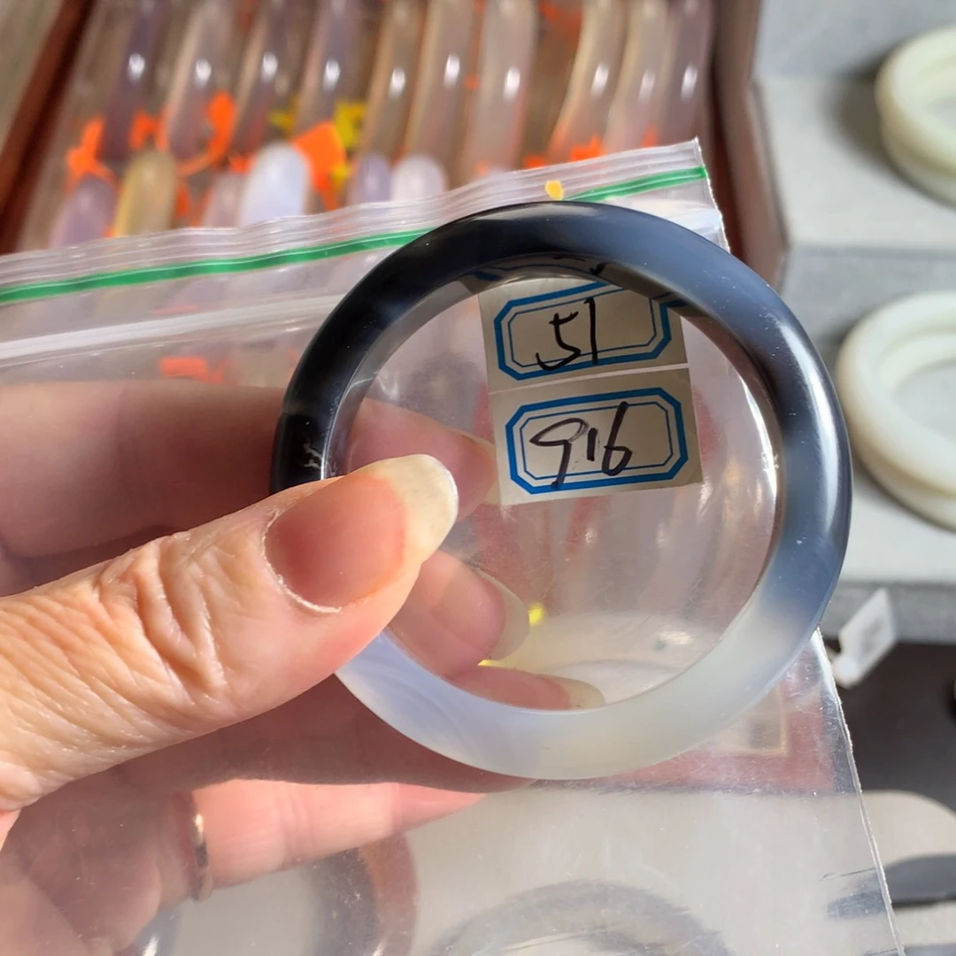 手镯玛瑙/玉髓未镶嵌51