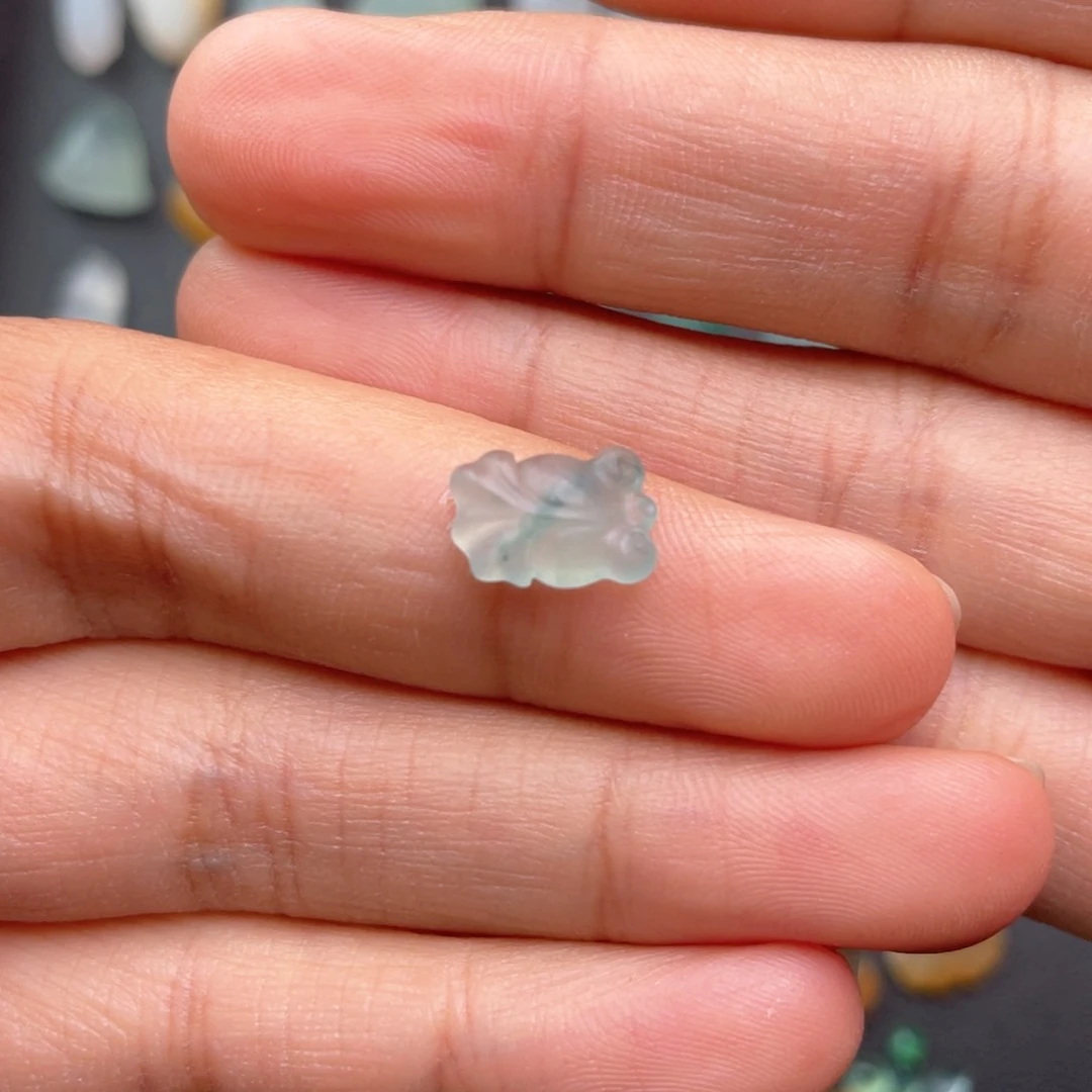 定制翡翠未镶嵌毛货