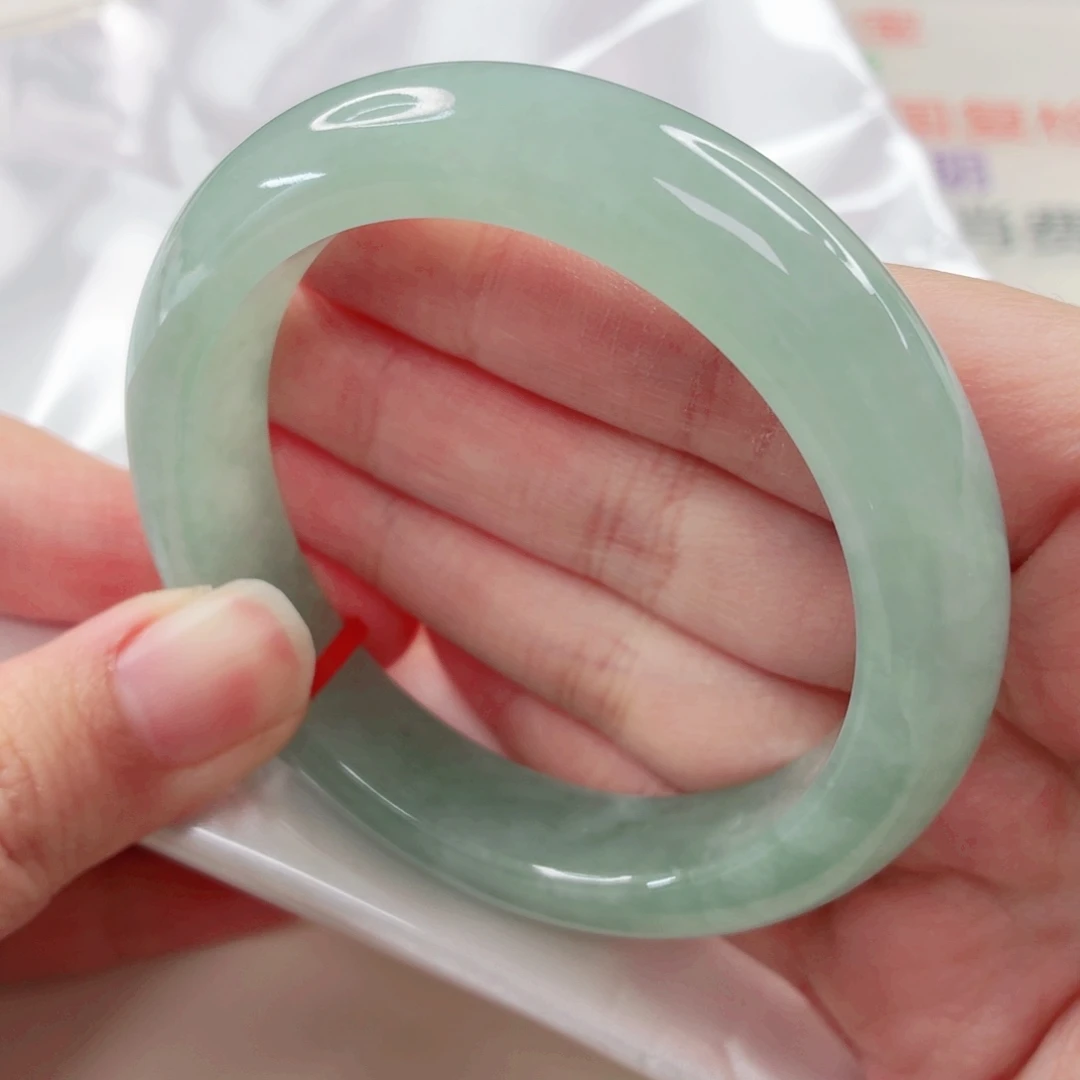 翡翠未镶嵌手镯54.6圈x238