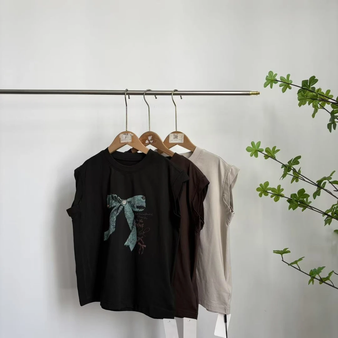 2-426-一款三色蝴蝶结女童彩扣设计无袖上衣O(9272)