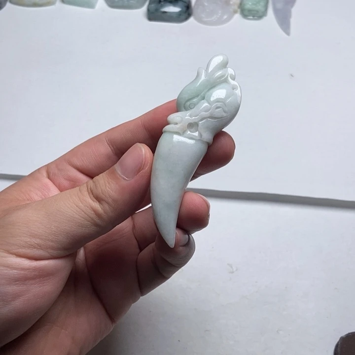 翡翠未镶嵌颈饰龙牙14