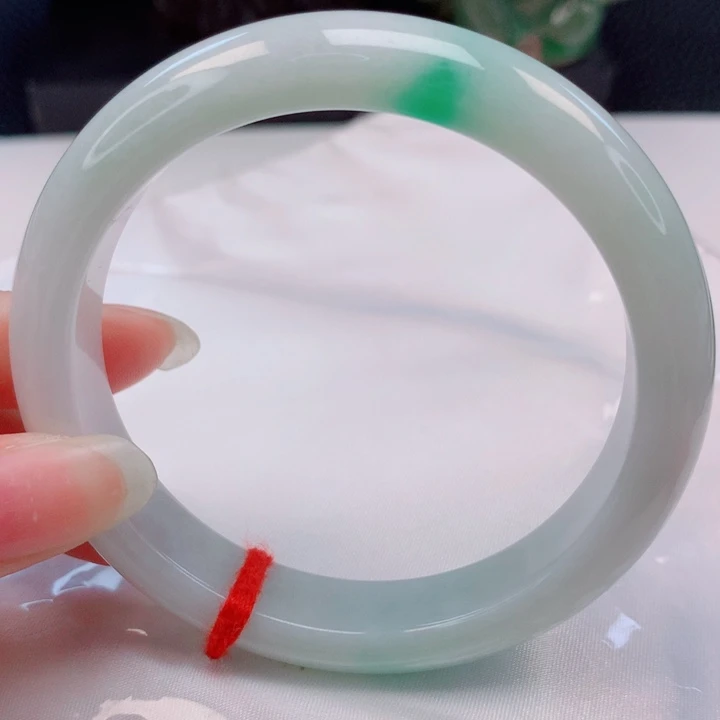 翡翠未镶嵌手镯56圈