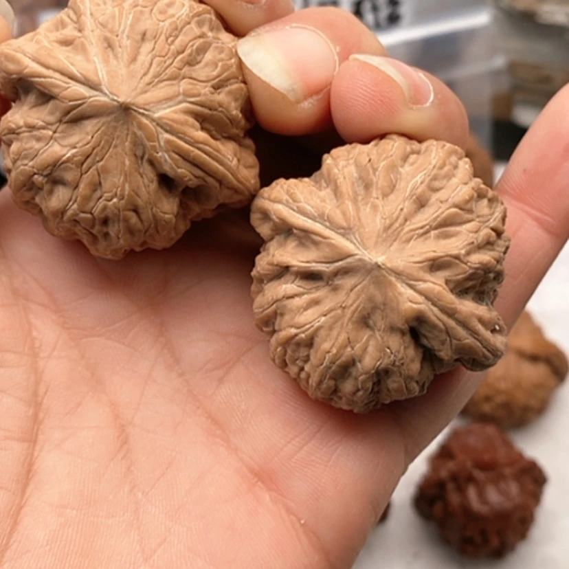 【闪购商品】吊坠文玩核桃瑕疵铁锤