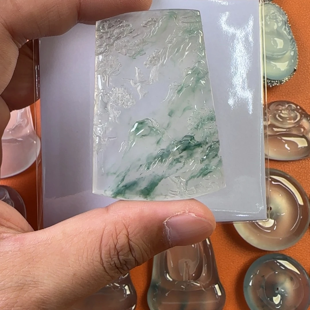 定制翡翠未镶嵌天然