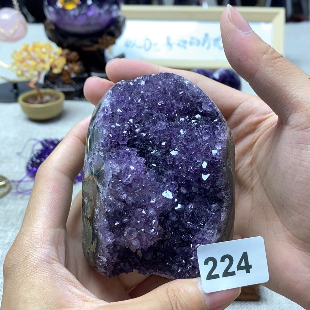 未镶嵌水晶大型摆件（非配饰）