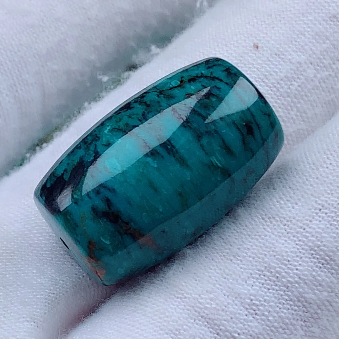 南红玛瑙未镶嵌珠宝奇石