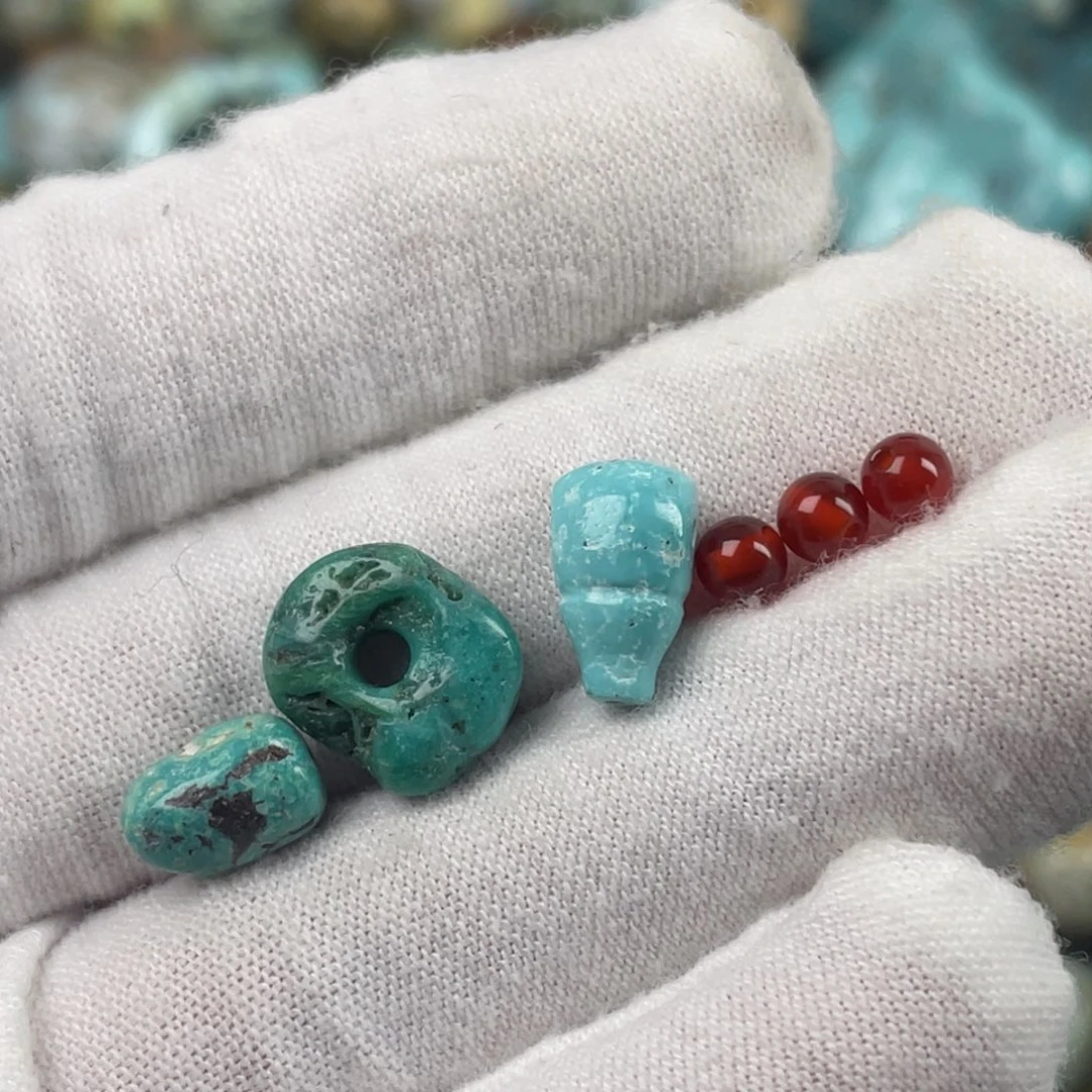 雨***潇南红玛瑙未镶嵌配饰瑕疵