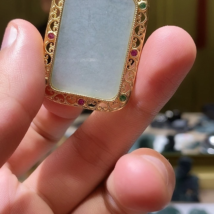 未镶嵌定制翡翠翡翠