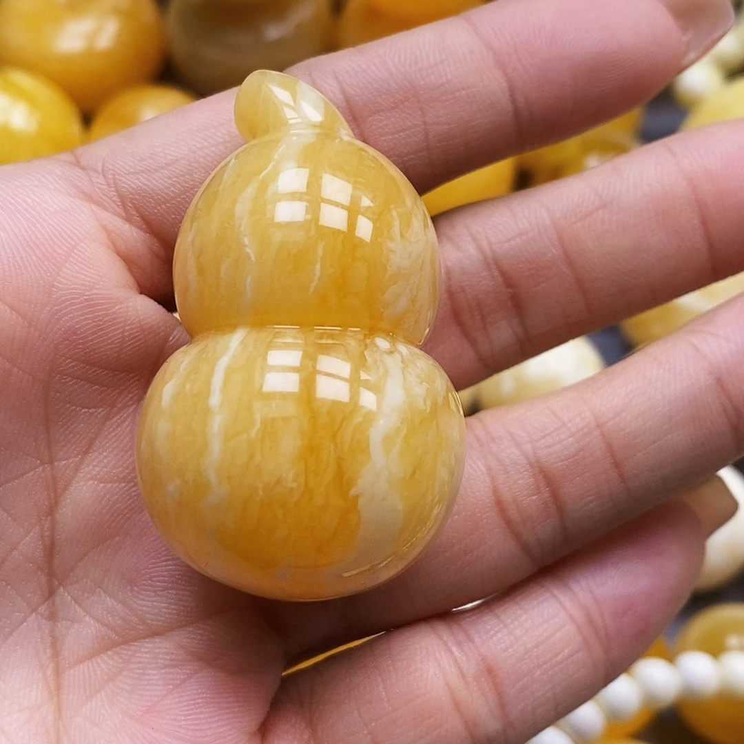 蜜蜡未镶嵌珠宝奇石