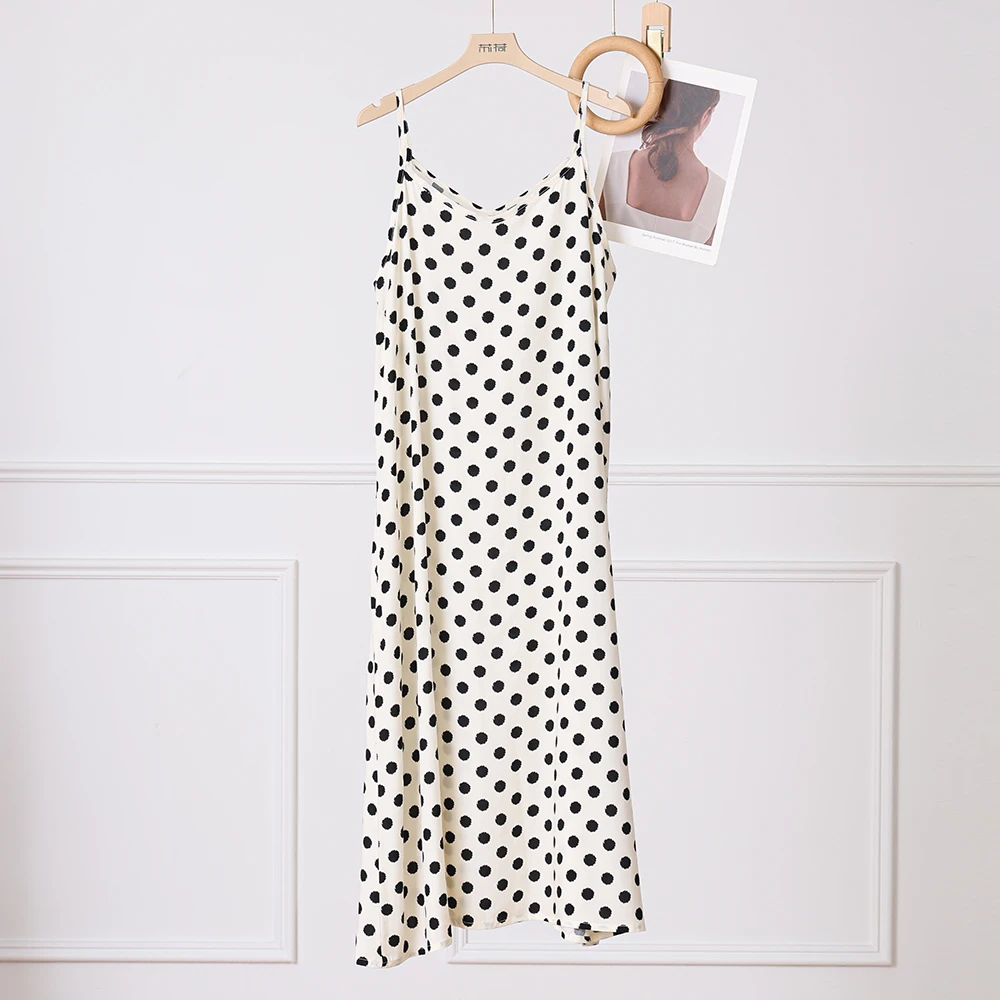 【茉尔】夏季新款时尚法式复古波点度假风吊带连衣裙