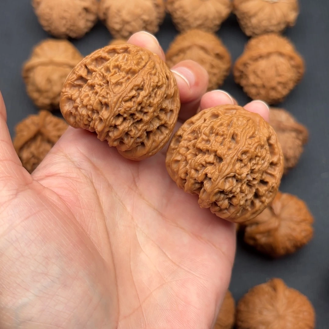 文玩核桃把件球疆42