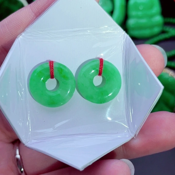 翡翠未镶嵌耳饰耳饰