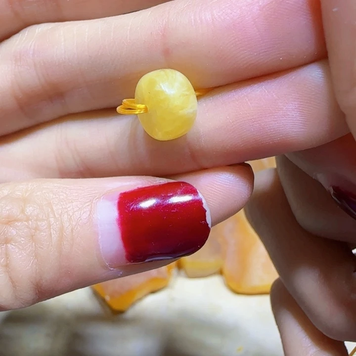 定制琥珀未镶嵌蜜蜡