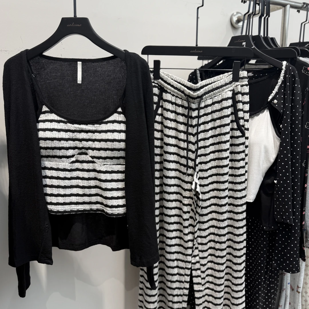 黑白条纹带胸垫吊带长袖家居服商场同款秋款