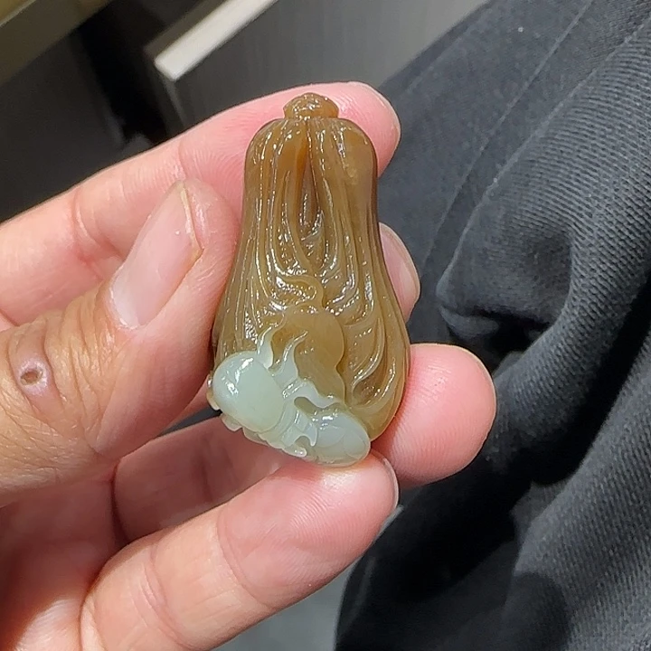 和田玉（糖玉）未镶嵌颈饰