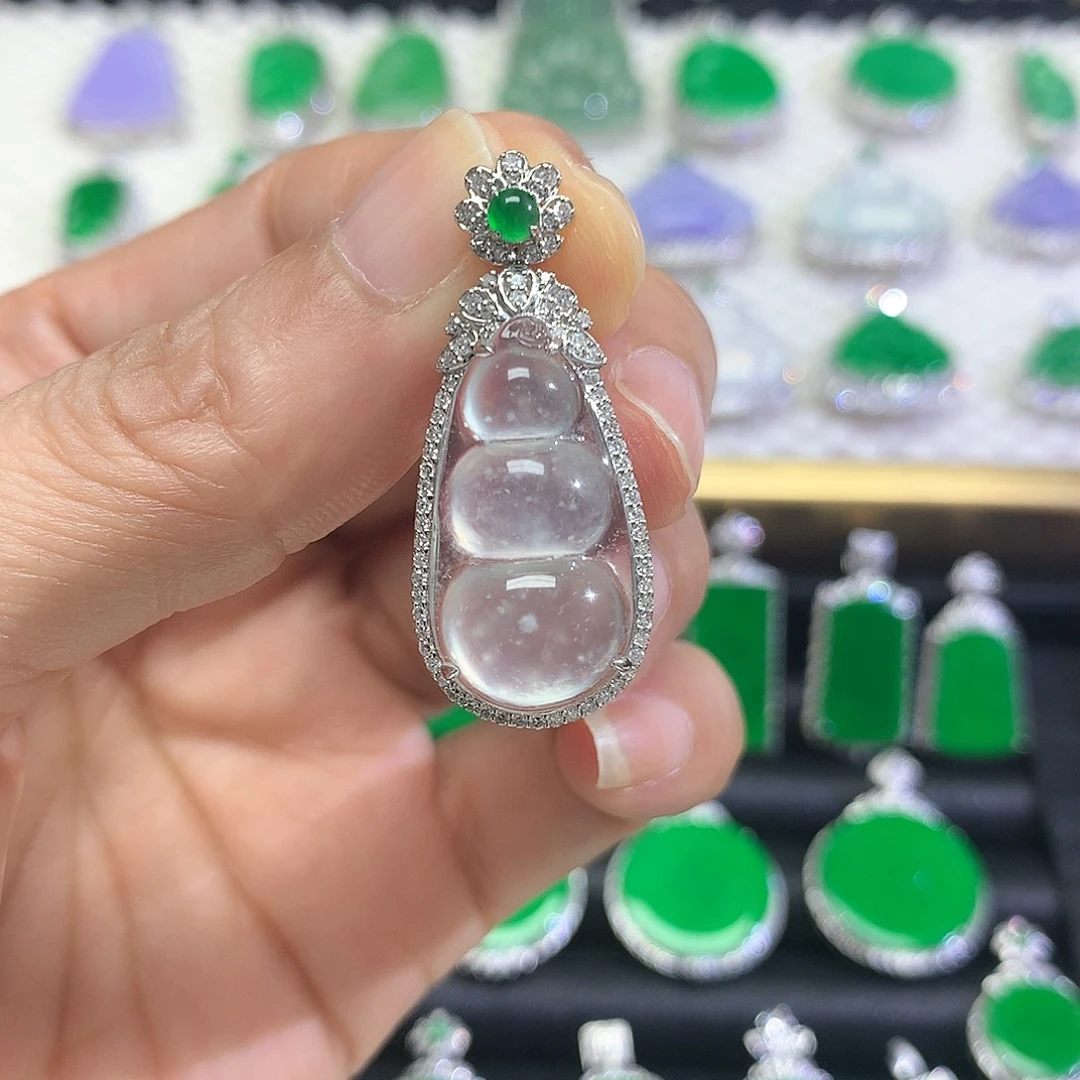 吊坠(不含链)18K金镶嵌翡翠吊坠