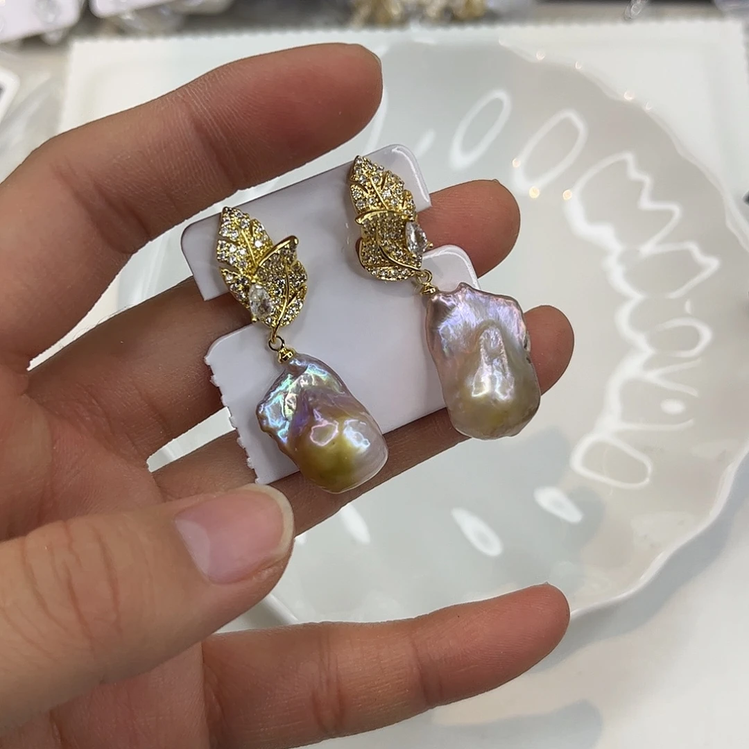 合金淡水珍珠耳饰