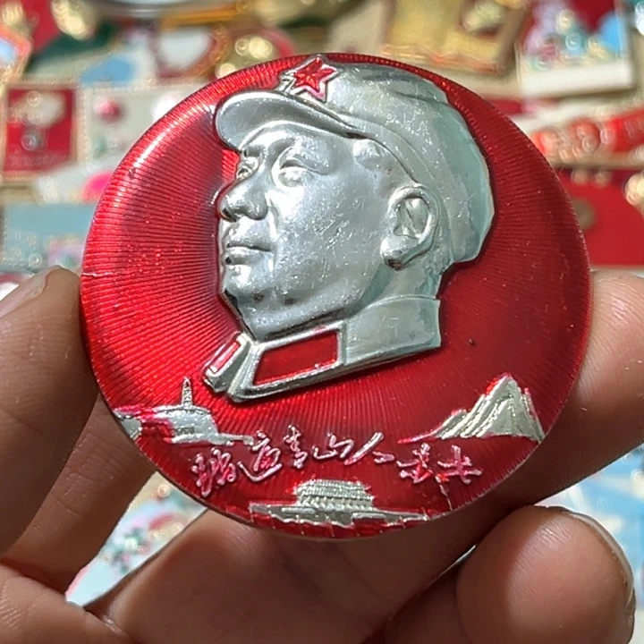 飞***鸟其他普通金属普通纪念章一枚