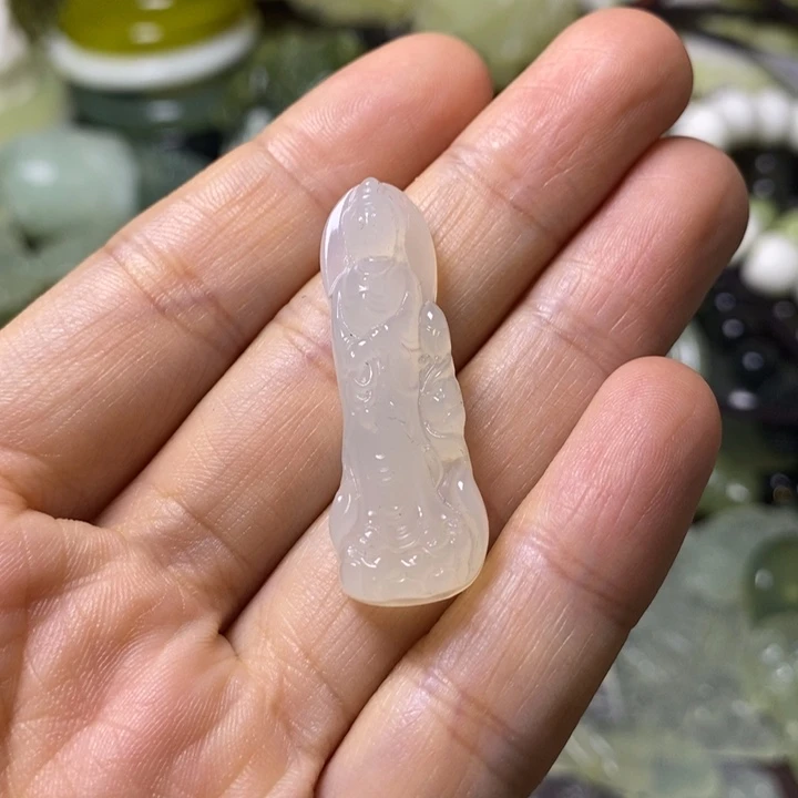 岫玉岫玉颈饰未镶嵌玉*