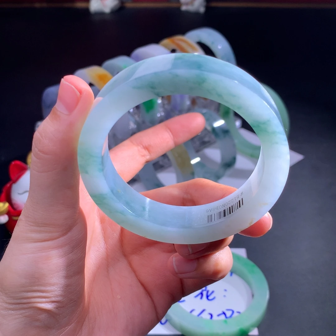 定制翡翠未镶嵌特价大漏