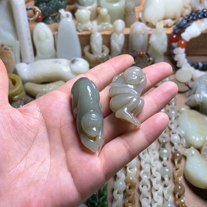 和田玉未镶嵌颈饰一****我