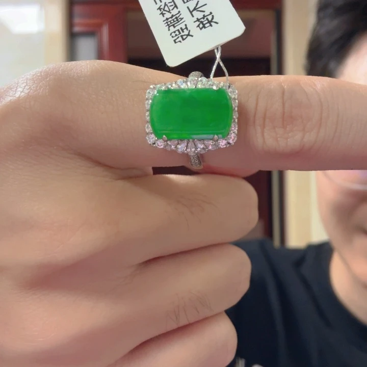 翡翠银S925镶嵌颈饰戒指