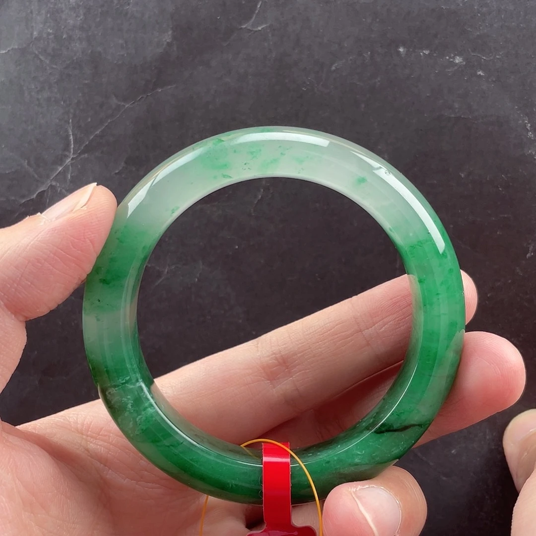 石英质玉手镯未镶嵌5182