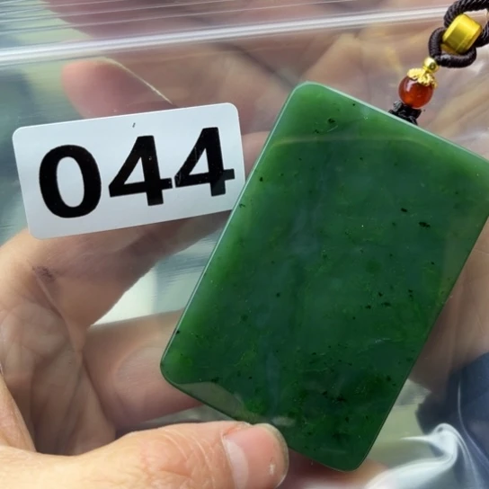 和田玉未镶嵌珠宝半成品