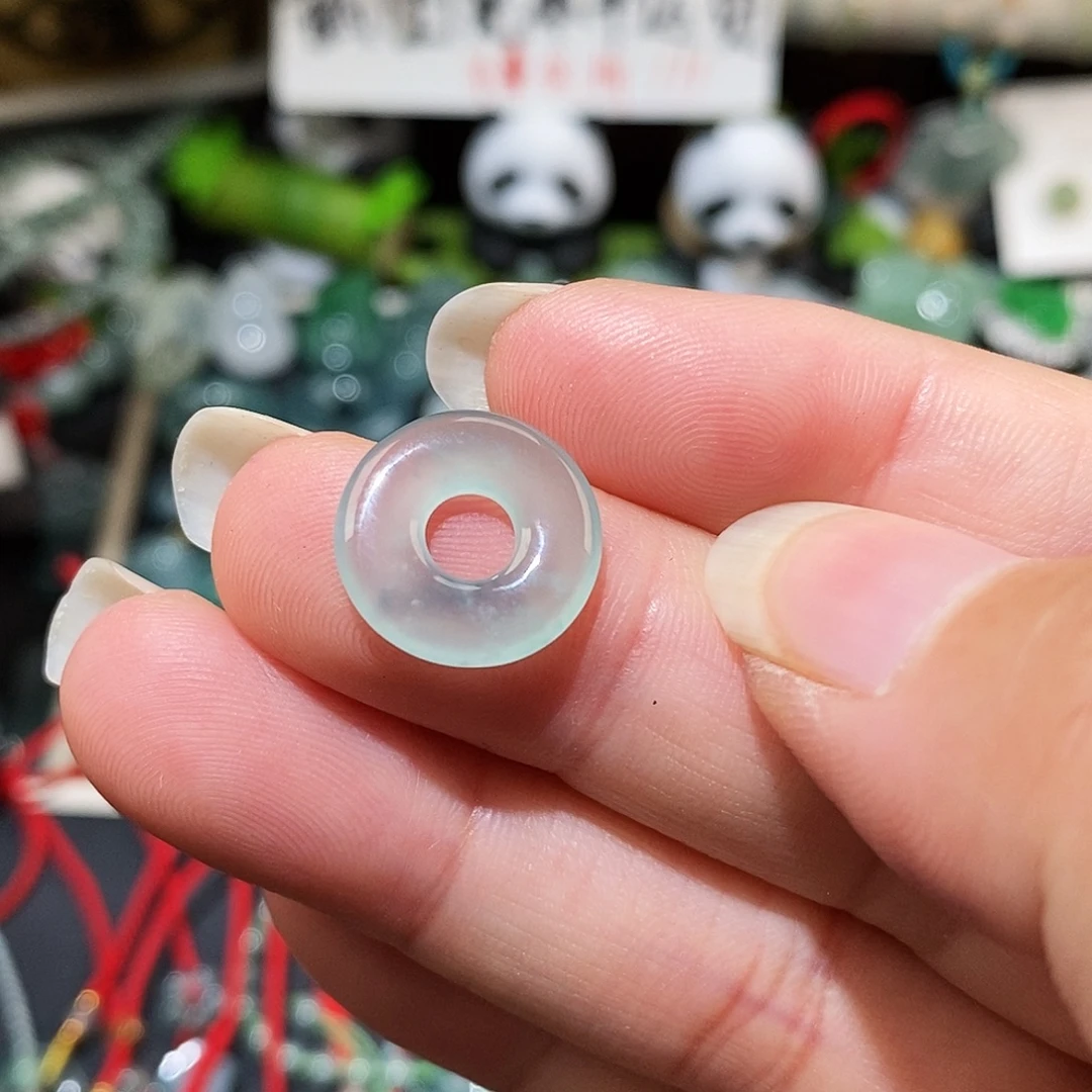 翡翠未镶嵌颈饰高冰甜甜圈