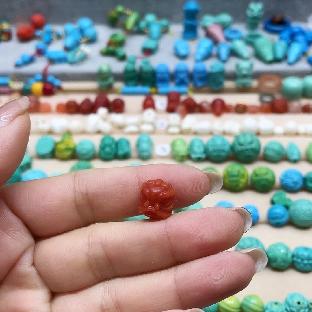 无非金属Z****生手工雕刻醒狮