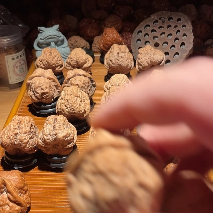 一***秋吊坠文玩核桃1111111