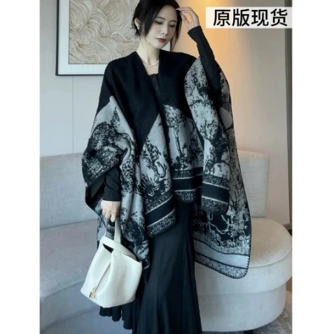小众设计感开叉斗篷大披肩女秋冬空调房保暖双面针织高端披风外搭
