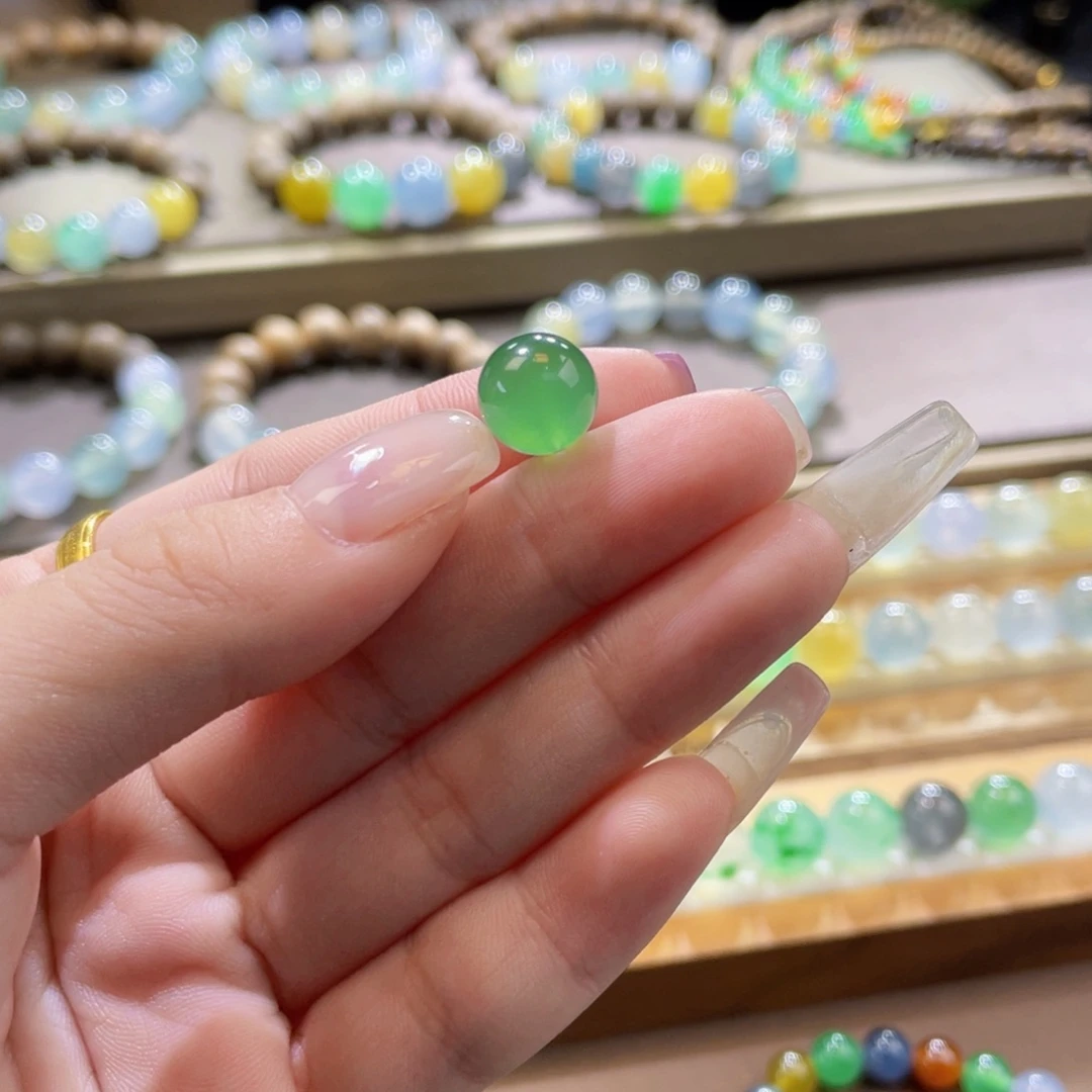 翡翠未镶嵌手链高冰绿卡9.98