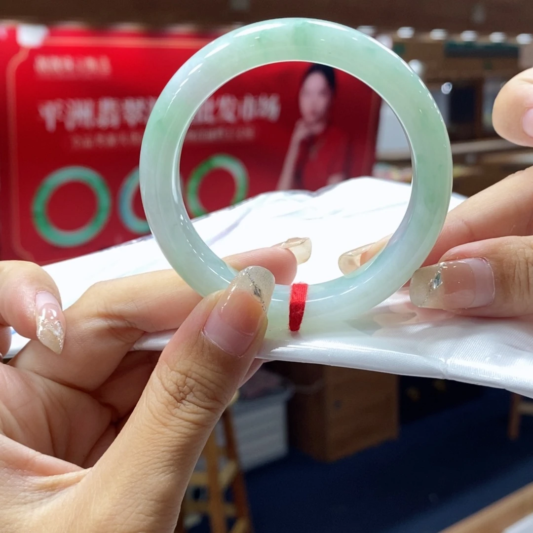 未镶嵌手镯翡翠翡翠