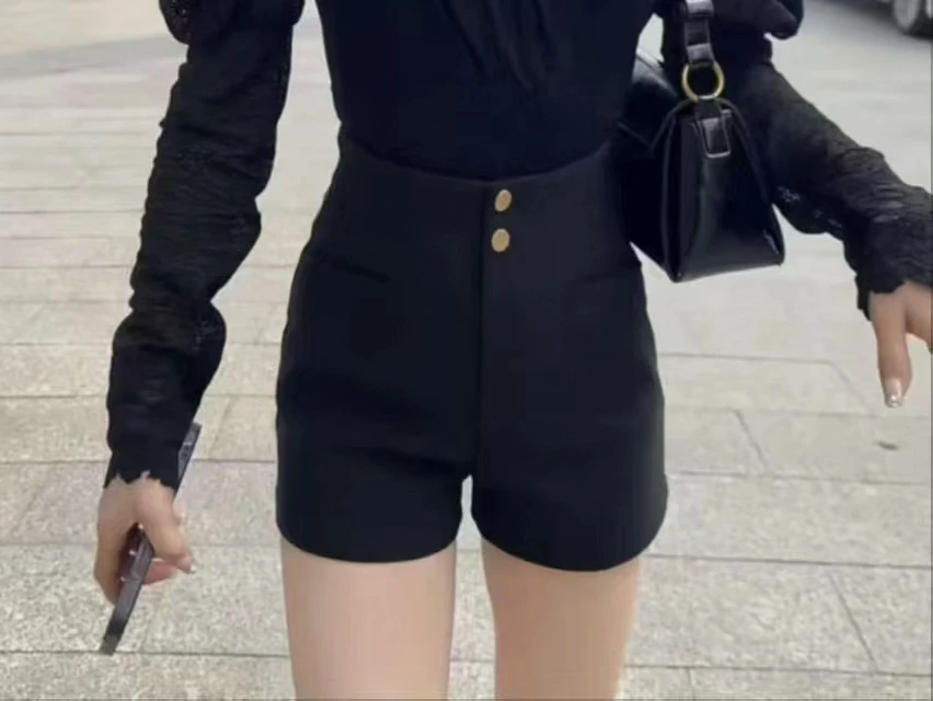 【K】显瘦高腰黑色西装短裤HP056