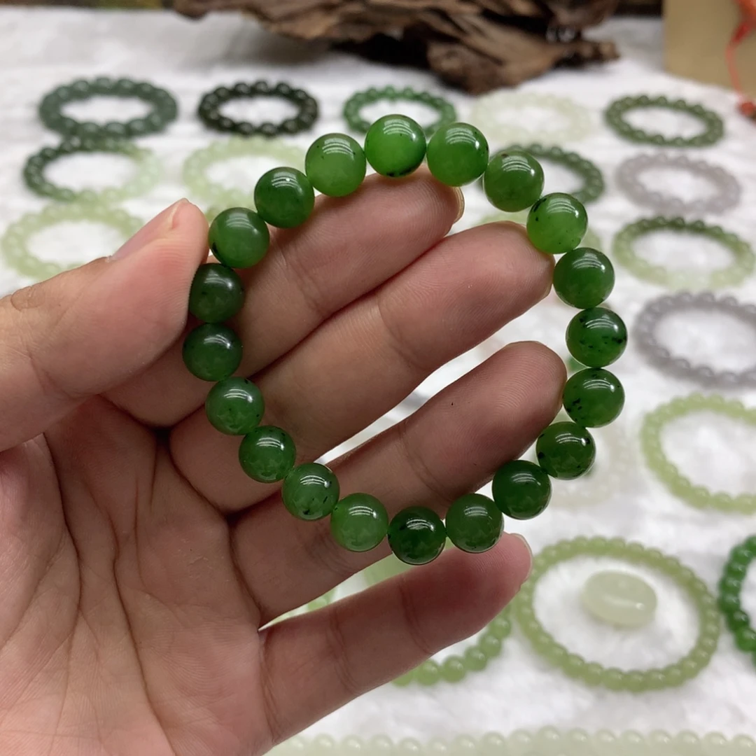 和田玉未镶嵌手串（猕猴桃碧玉9.5）