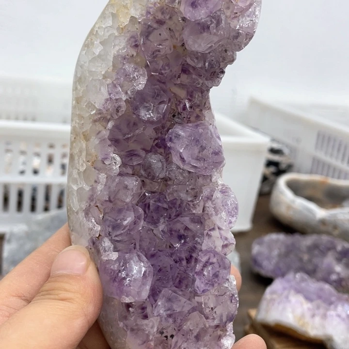 水晶摆件未镶嵌捡漏