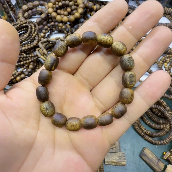 沉香沉香碎屑奇楠沉香乌身卡0.8单圈留疤珠5.8克