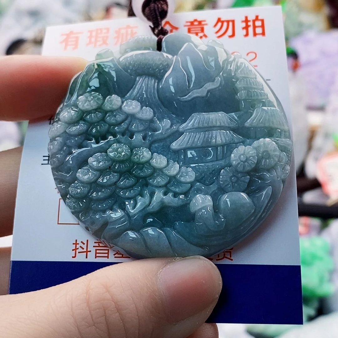 吊坠(不含链)未镶嵌翡翠