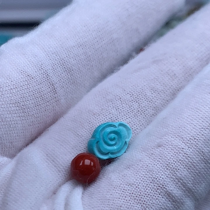 南红玛瑙未镶嵌珠宝奇石