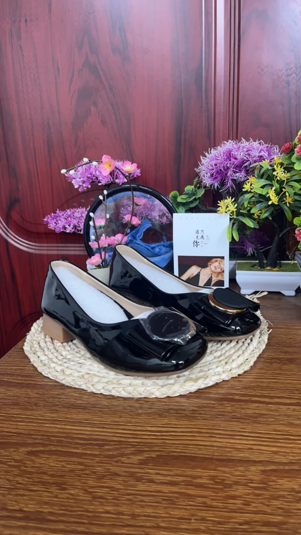 缘缘时尚百搭休闲女鞋1819 11