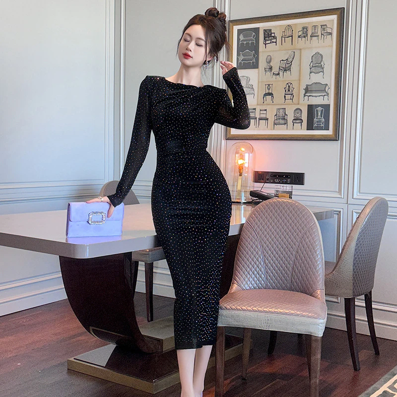 2024秋冬装新款法式重工烫钻遮服褶皱修身连衣裙内搭长裙女31017