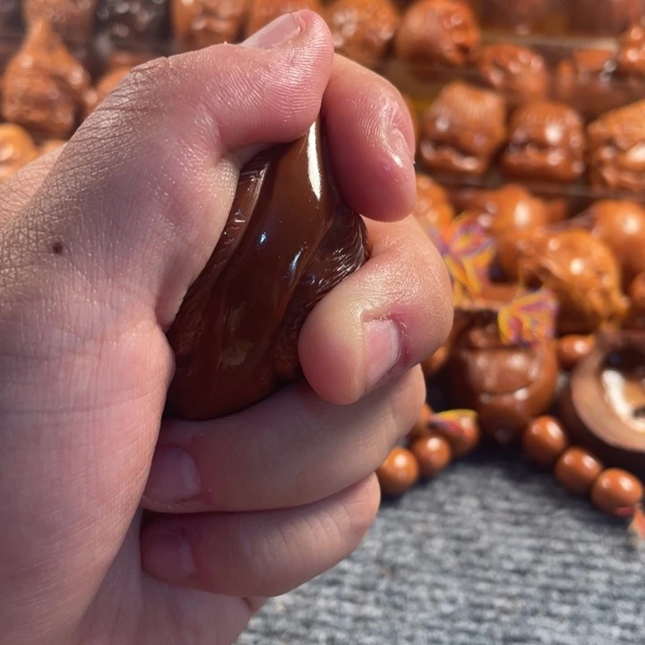 橄榄核吊坠独款三面