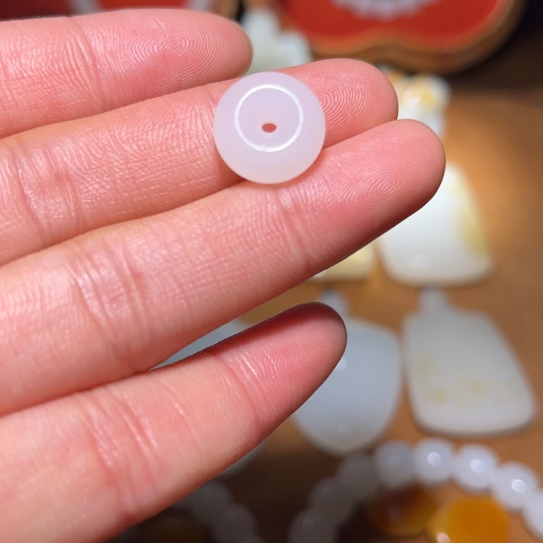 和田玉未镶嵌吊坠(不含链)