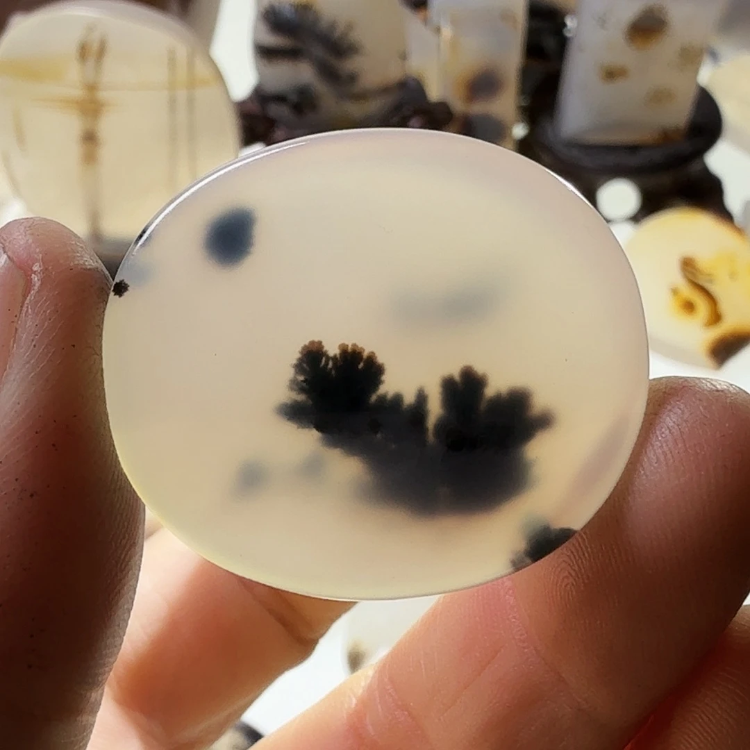 玛瑙/玉髓未镶嵌珠宝半成品