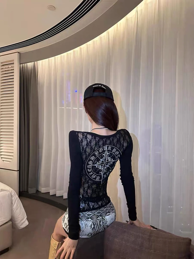 浠儿姐姐契约印记黑色蕾丝印花T恤女美式修身圆领长袖上衣