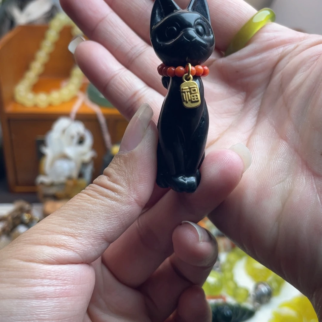 蛇纹石玉未镶嵌吊坠