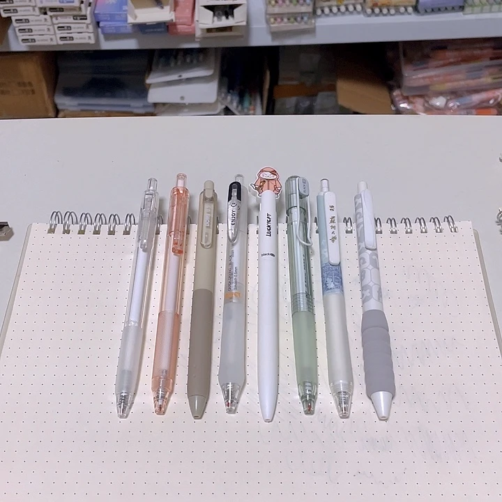 东米混款组合黑笔8支