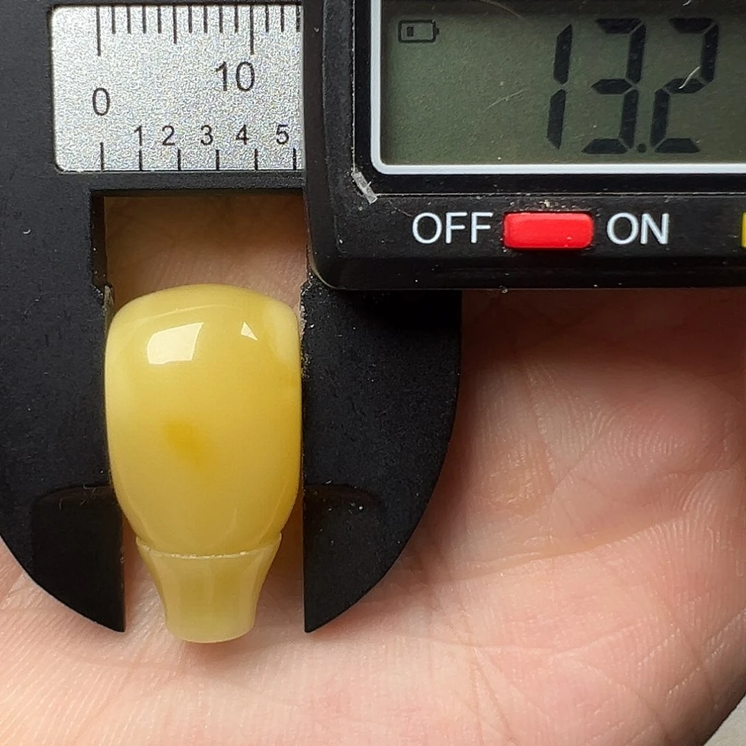 蜜蜡未镶嵌吊坠(不含链)