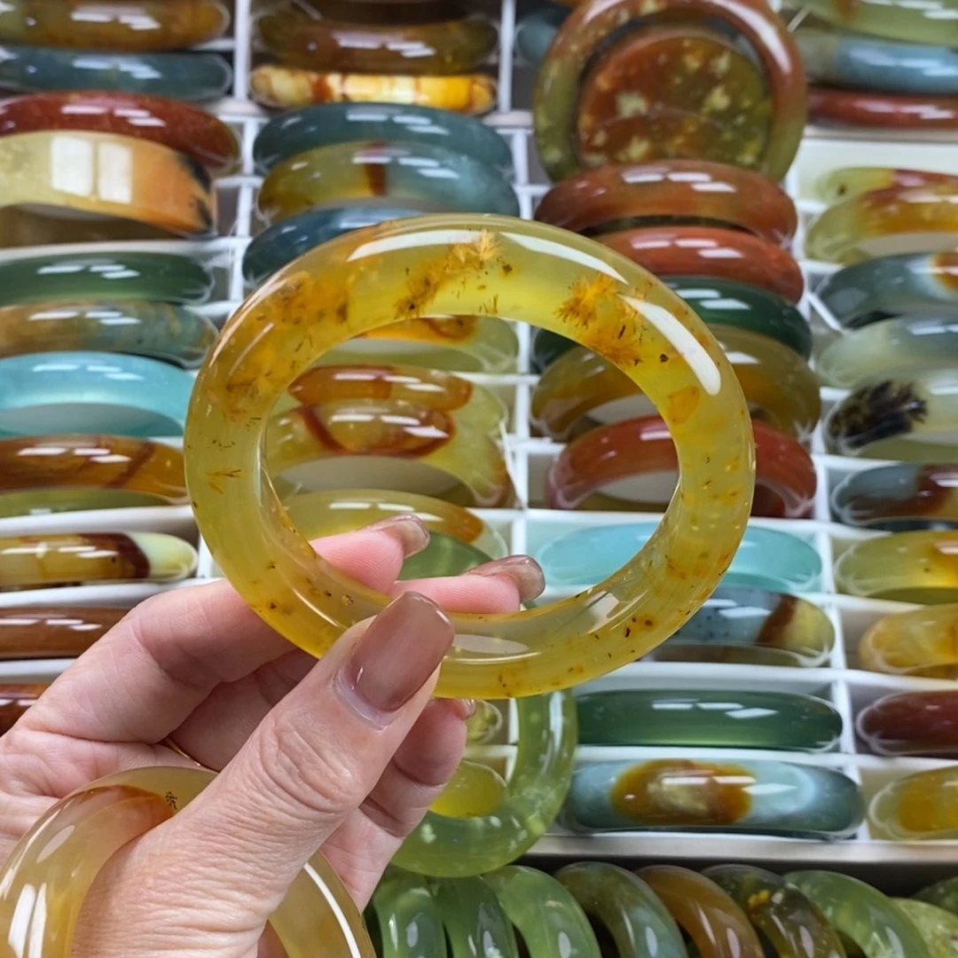 未镶嵌蛇纹石玉手镯卿**贝